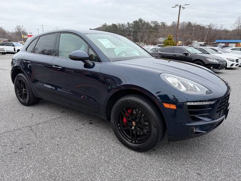 Used 2017 Porsche Macan AWD/4WD image 6