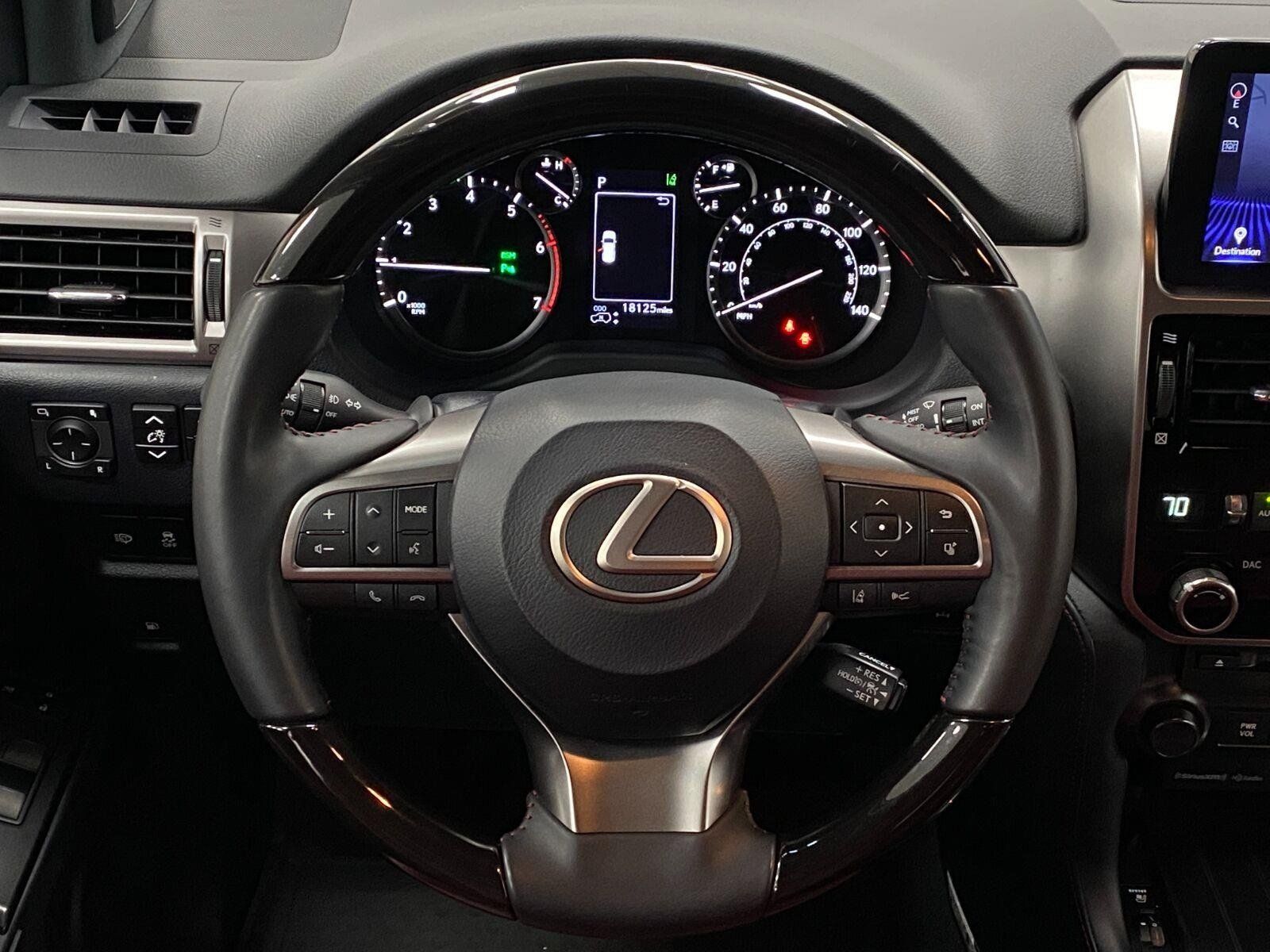 Used 2023 Lexus GX 460 Luxury w/ Sport Design Package AWD/4WD image 15