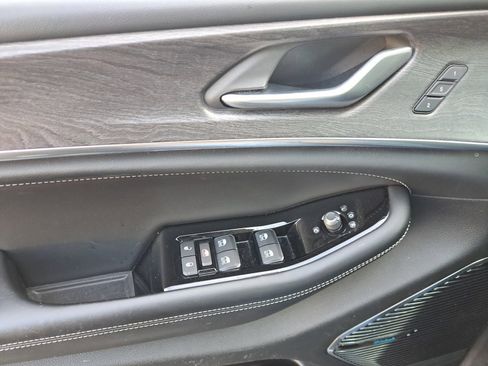 Used 2021 Jeep Grand Cherokee L Overland image 33