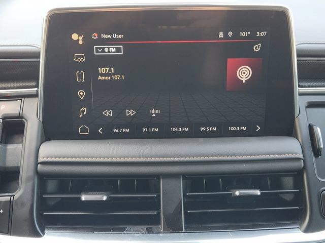Used 2024 GMC Yukon AT4 w/ Technology Package AWD/4WD image 17