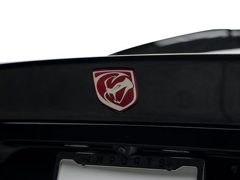 Used 2013 SRT Viper GTS w/ GTS Laguna Interior Pkg RWD image 15