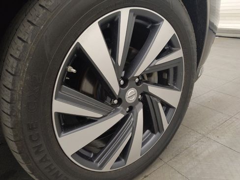 Used 2016 Nissan Murano Platinum FWD image 31