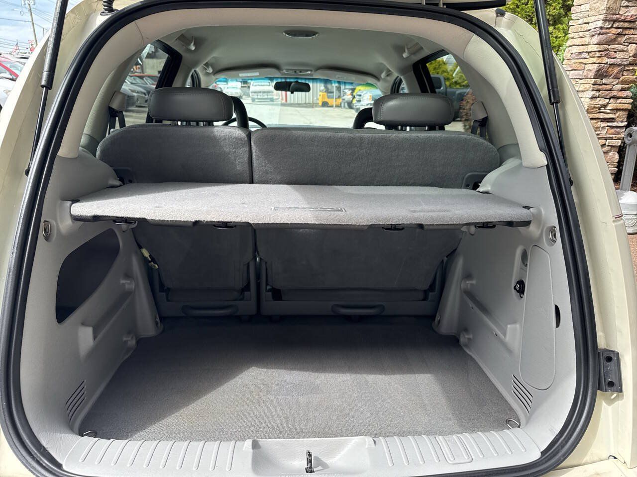 Used 2007 Chrysler PT Cruiser Touring FWD image 13