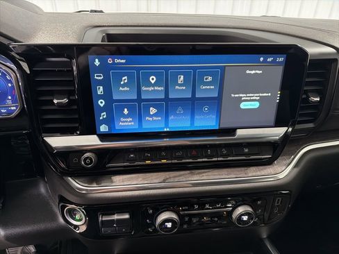 Certified 2022 Chevrolet Silverado 1500 LTZ w/ LTZ Premium Package AWD/4WD image 29