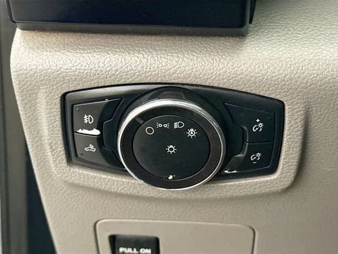 Used 2018 Ford F150 XL w/ Equipment Group 101A Mid AWD/4WD image 11