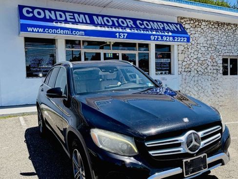 Used 2016 Mercedes-Benz GLC 300 4MATIC w/ Driver Assistance Package image 4
