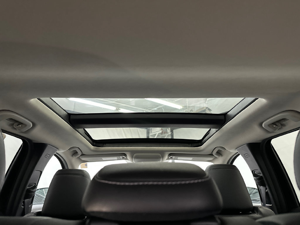 Used 2025 MAZDA CX-50 AWD 2.5 S w/ Premium Package image 21