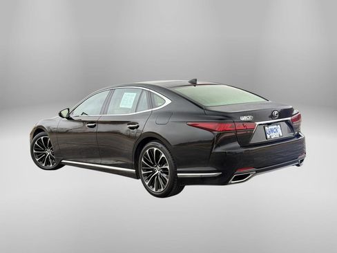Used 2023 Lexus LS 500 Luxury w/ Luxury Package image 2
