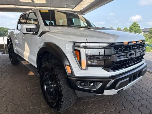 Used 2025 Ford F150 Raptor AWD/4WD image 4