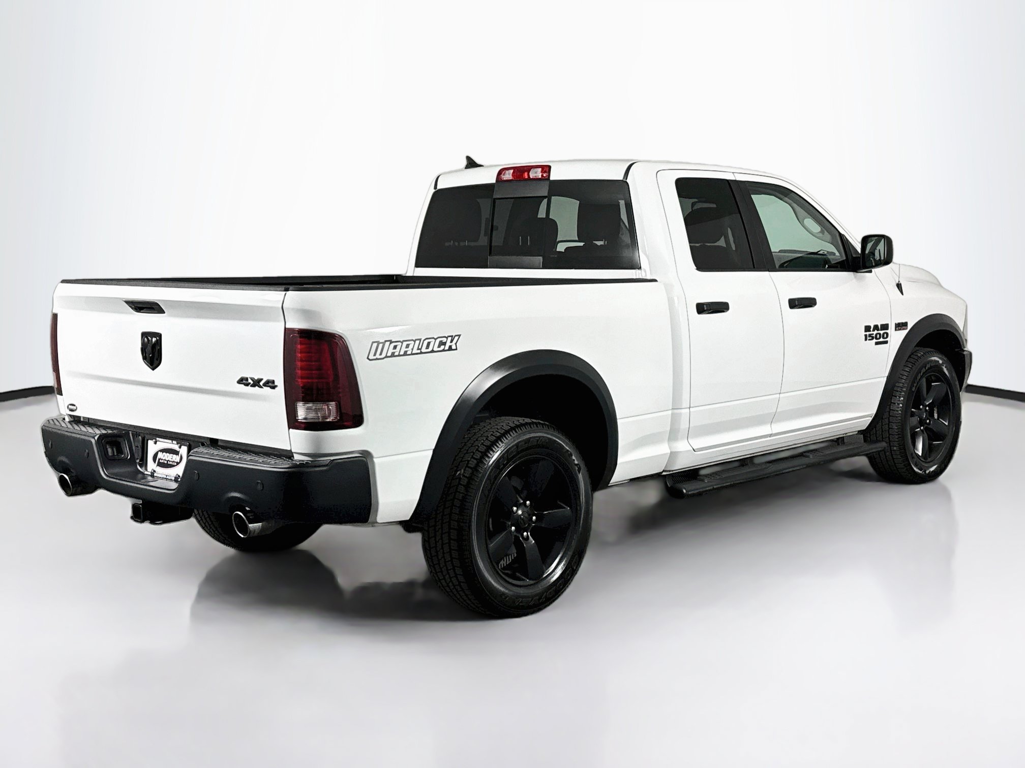 Used 2020 RAM 1500 Classic SLT AWD/4WD image 15