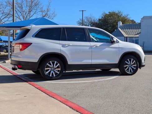 Used 2021 Honda Pilot EX image 4