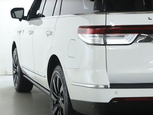 Certified 2023 Lincoln Navigator Black Label AWD/4WD image 47