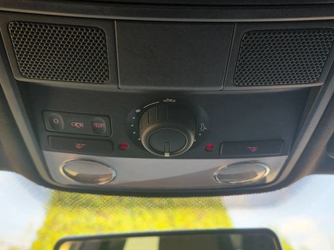 Used 2013 Volkswagen GTI Driver's Edition image 21