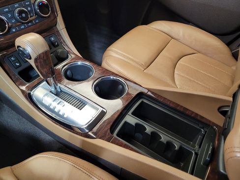 Used 2017 Buick Enclave Premium image 26