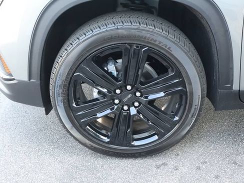 New 2026 GMC Acadia Elevation w/ Black Edition FWD image 11