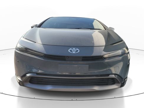 Used 2024 Toyota Prius Limited w/ Limited Premium Package FWD image 2