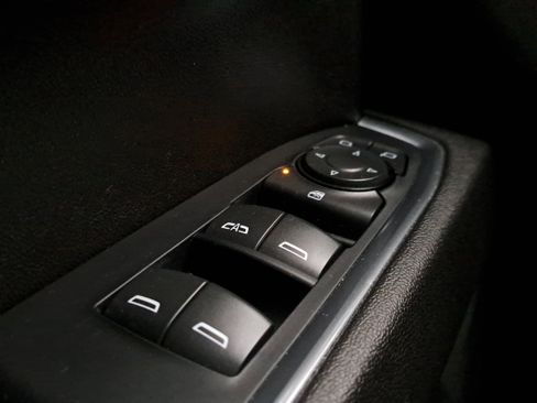 Used 2023 Chevrolet Silverado 1500 LT Trail Boss w/ Protection Package image 28