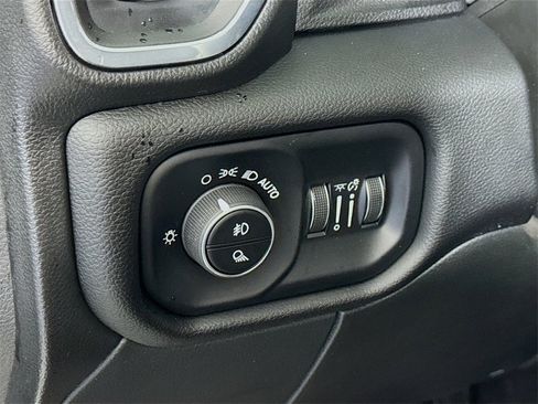 Used 2024 RAM 2500 Laramie w/ Night Edition image 9