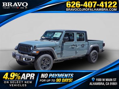 New 2026 Jeep Gladiator Sport