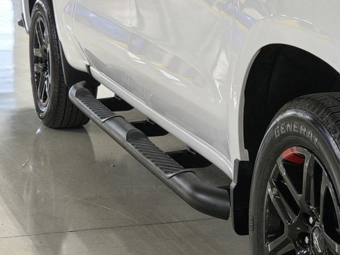 Used 2023 Chevrolet Silverado 1500 RST w/ Redline Edition image 11