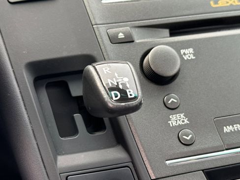 Used 2010 Lexus HS 250h Premium image 18