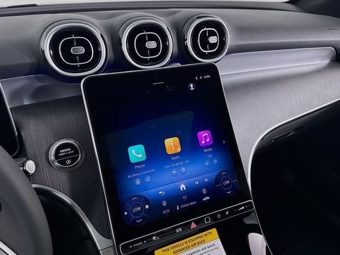 New 2026 Mercedes-Benz GLC 300 image 19