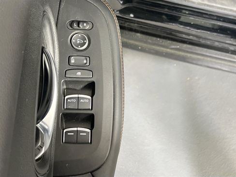Used 2023 Honda HR-V Sport image 17
