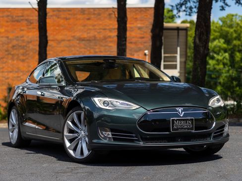 Used 2014 Tesla Model S 85 image 3