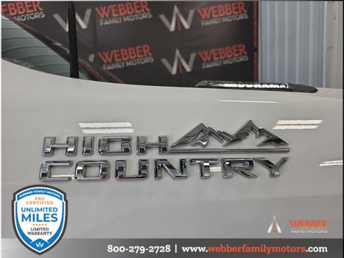 Used 2024 Chevrolet Silverado 3500 High Country w/ High Country Premium Package AWD/4WD image 4