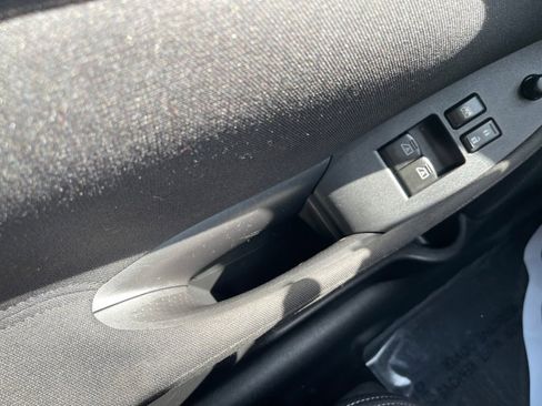 Used 2018 Nissan 370Z Roadster RWD image 20