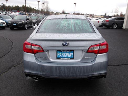 Used 2019 Subaru Legacy 2.5i Premium image 4