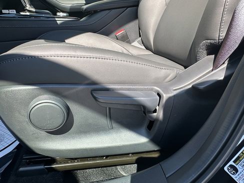 New 2025 MAZDA CX-30 AWD 2.5 S w/ Select Sport Pkg image 16