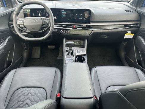 New 2026 Kia Sportage X-Line w/ X-Line Premium Package image 8