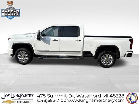 Used 2024 Chevrolet Silverado 2500 High Country w/ High Country Premium Package AWD/4WD image 6
