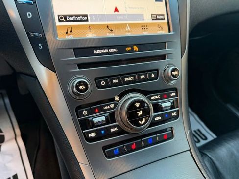 Used 2017 Lincoln MKZ Reserve image 17