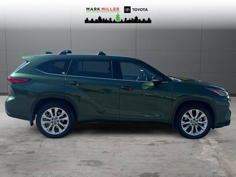 Used 2023 Toyota Highlander Limited AWD/4WD image 6