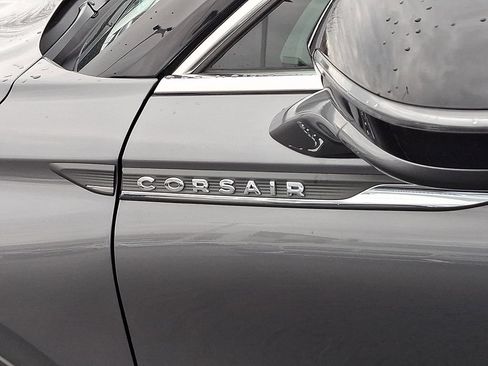 Used 2022 Lincoln Corsair Reserve w/ Equipment Group 201A AWD/4WD image 31