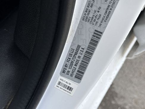 Used 2023 RAM 1500 Laramie image 26