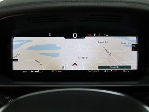 Used 2024 Land Rover Discovery Dynamic SE image 24