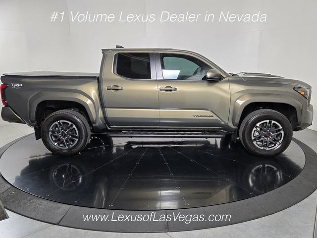 Used 2024 Toyota Tacoma TRD Sport w/ TRD Sport Upgrade Package AWD/4WD image 7
