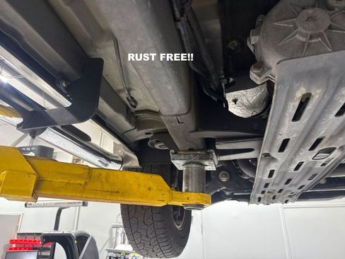 Used 2006 Dodge Dakota Laramie w/ Trailer Tow Group image 19