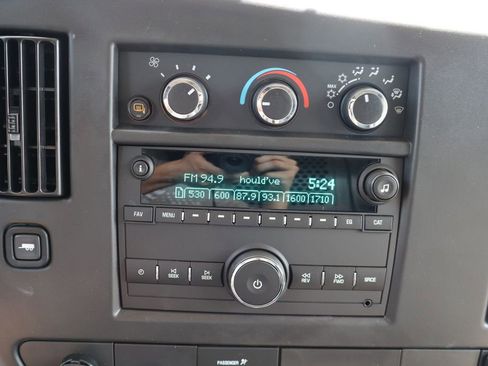 New 2025 Chevrolet Express 2500 Work Van w/ Driver Convenience Package image 15