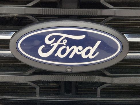 Used 2024 Ford F150 XLT w/ FX4 Off-Road Package image 20