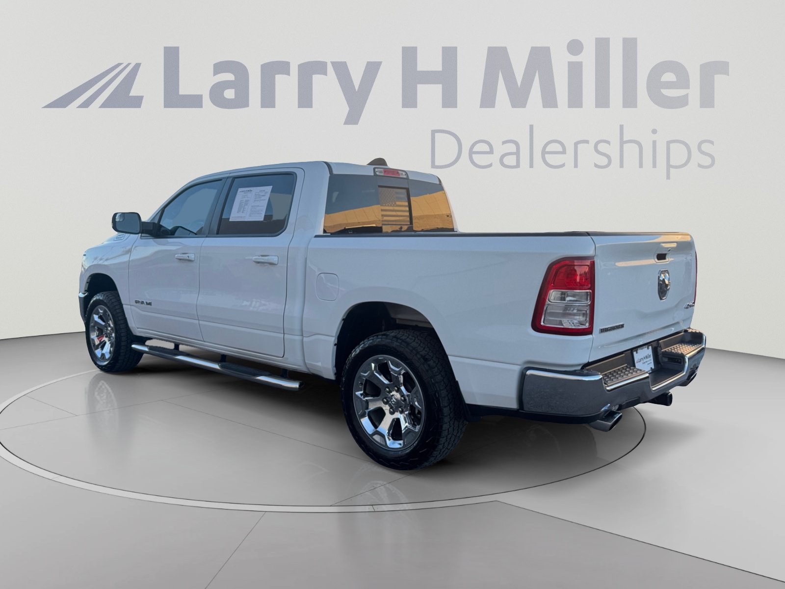 Used 2021 RAM 1500 Big Horn AWD/4WD image 3