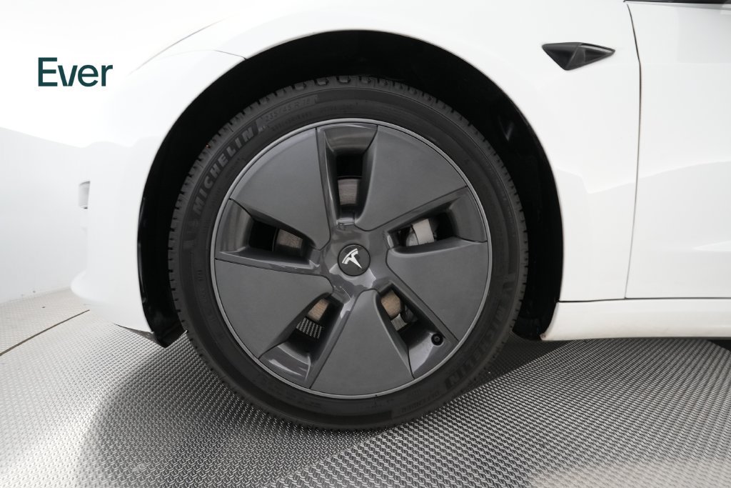Used 2023 Tesla Model 3 Standard Range RWD image 19