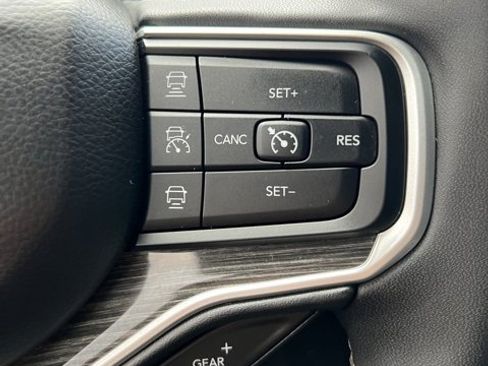 Used 2022 Jeep Wagoneer Series II w/ Convenience Group I image 31