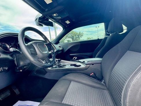 Used 2021 Dodge Challenger SXT w/ Blacktop Package image 33