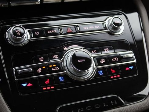 Certified 2022 Lincoln Corsair Reserve w/ Equipment Group 201A image 26