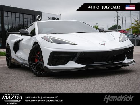 Used 2020 Chevrolet Corvette Stingray Premium Cpe w/ 3LT Preferred Equipment Group RWD image 1