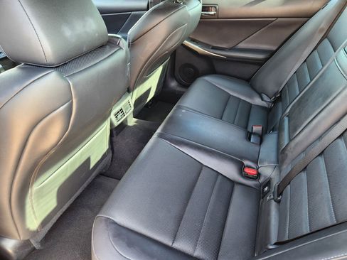 Used 2016 Lexus IS 350 AWD image 32